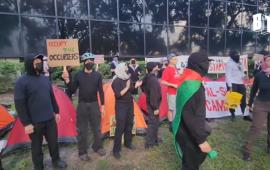 إطلاق مخيم "أنس الشريف" أمام القنصلية الإسرائيلية في هيوستن