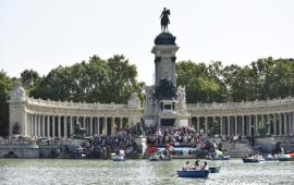 احتجاج صامت بحديقة "ريتيرو" في مدريد دعمًا لغزة