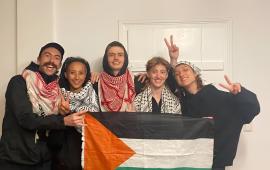 احتجاز نشطاء “حركة فلسطين” بعد اقتحام شركة أسلحة إسرائيلية