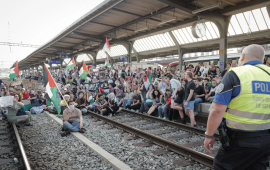 مظاهرة سويسرية تعطل حركة القطارات دعمًا لفلسطين