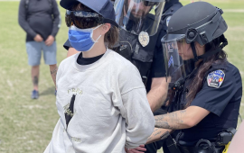 دعوى قضائية ضد قمع احتجاجات التضامن في كولورادو