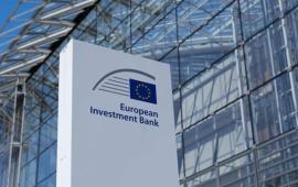 "هند رجب" ..تجبر بنك الاستثمار الأوروبي على التحقيق في تمويله للاحتلال