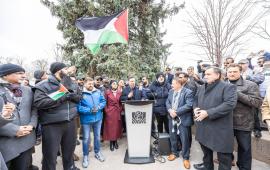 لأول مرة في تاريخها.. تورونتو ترفع العلم الفلسطيني على مبنى البلدية