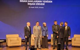 خلال مؤتمر TİHEK بأنقرة "هند رجب" تدعو القيادة التركية لملاحقة مرتكبي جرائم غزة