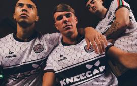 نادي "بوهيميان" يتعاون مع فرقة "نيكاب" لإطلاق قميص تضامني دعمًا لفلسطين