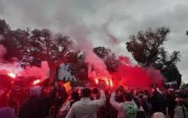 إقتصاد الإبادة .. اقتحام أحد فروع "كارفور " في تونس