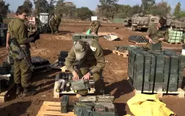 خلال الإبادة بغزة! شركة بريطانية ترسل أكثر من 1000 حاوية ذخيرة للاحتلال