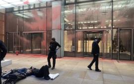 مضربان عن الطعام! .. تدهور صحة ناشطين من حركة فلسطين ونقلها إلى المستشفى