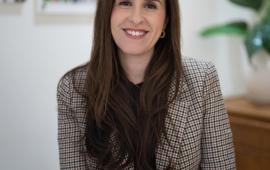 إلغاء مهرجان "أديلايد" بعد استبعاد الكاتبة الفلسطينية راندا عبد الفتاح