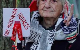 مطالبة بالإفراج عن أبو صفيه .. تظاهرة في كوبنهاغن تضامنًا الأسرى الفلسطينيين