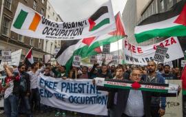 في دبلن.. مظاهرة تطالب بمعاقبة الاحتلال ووقف تجارة السلاح