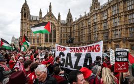 حملة التضامن مع فلسطين تحذر..  الحكومة البريطانية تقترح صلاحيات لتقييد الاحتجاجات التضامنية
