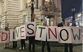 بتوقيع 5 آلاف.. مجلس لامبيث يتجاهل عريضة تطالب بسحب استثمارات من شركات الأسلحة