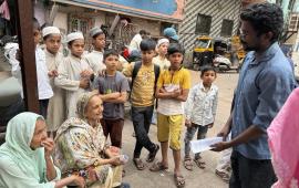 "قاطعوا إسرائيل" الهند تطرد سائحين بريطانيين بسبب ملصقات مؤيدة لفلسطين