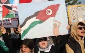 احتجاج داخل متجر "كارفور" في تونس رفضًا لدعمه للاحتلال... احتجاج في ماليزيا رفضًا لزيارة "ترامب"