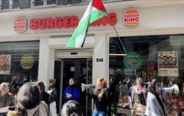 مظاهرات تطوق “برغر كنج” في الهند، وفروع “زارا” في فرنسا...نقابيون ومتضامنون يتظاهرون في مطار شارل ديغول في فرنسا