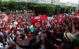 احتجاج أمام CNN ووقفات في الدنمارك وتونس..الصندوق السيادي يسحب استثماراته من 5 بنوك إسرائيلية