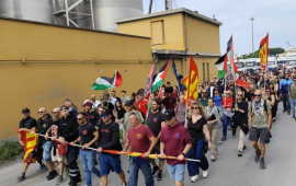 "لن نعمل من أجل الحرب" عمّال الموانئ يطلقون عملًا دوليًا لوقف شحنات السلاح