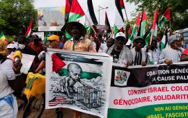 100 شخصية ثقافية سنغالية تدعو لفرض عقوبات على الاحتلال