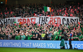 "تدعم شركات الاحتلال"  ...رابطة لاعبي الغيل تحتج على مقابلات تحمل علامة "أليانز"