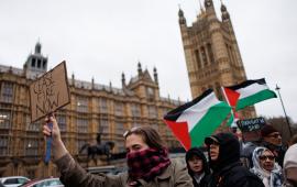 دعوات في بريطانيا وإسكتلندا للتصويت لداعمي فلسطين