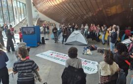 بمشاركة 100 أكاديمي وطالب.. احتجاج في جامعة غنت لتبني المقاطعة الأكاديمية