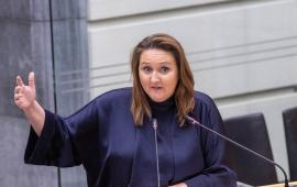 رفضًا لمشاركة الاحتلال.. برلمانية بلجيكية تُطالب بوقف بث "يوروفيجن 2026"