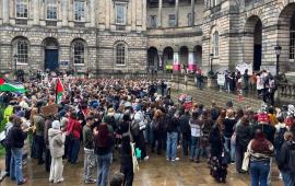 “إدنبرة” تهدد بمعاقبة الطلاب لاحتجاجهم على دعم الجامعة للاحتلال