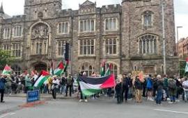 احتجاج داعم لناشط قاطع مؤتمرًا لـ "غوغل"