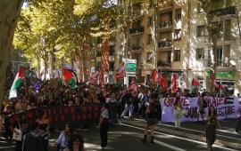 تنديدًا بقانون “يادان”.. مظاهرة احتجاجية بمدينة نيم الفرنسية