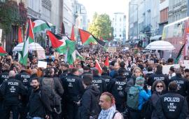 رضوخ للتحريض!  السلطات الألمانية تُلغي وقفة احتجاجية داعمة لفلسطين