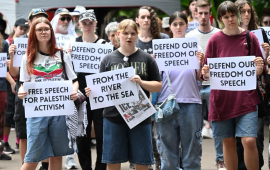 قانون يجرم التضامن!  أستراليا تعتقل متظاهرين بسبب شعار “من النهر إلى البحر”