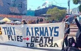 عبر رحلات مدنية  احتجاج في مطار سيدني تنديدًا بنقل مكونات عسكرية إلى الاحتلال