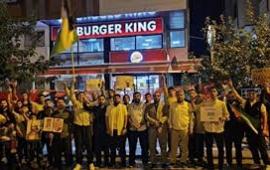 دعوات المقاطعة تتصاعد احتجاجات أمام عدة فروع لـ"ماكدونالدز " و "برغر كينغ" بتركيا