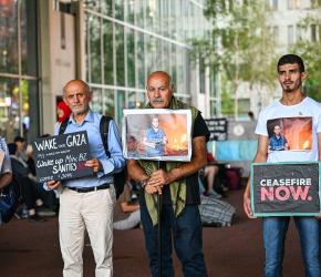 احتجاجات عالمية لتكريم الشهيد أنس الشريف وزملائه