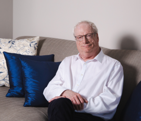 نشطاء يحثون مستشار جامعة كامبريدج الجديد على إدانة الاحتلال