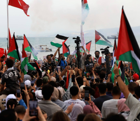 مجلس النواب التونسي يطالب بالإفراج عن نشطاء أسطول الصمود