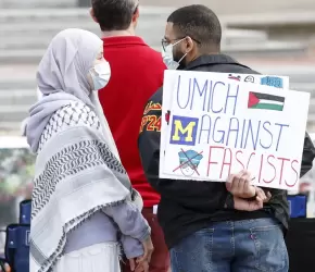 جامعة ميشيغان تواصل إجراءاتها التأديبية ضد خريج مؤيد لفلسطين