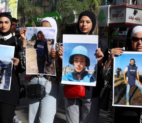 منتدى الإعلاميين الفلسطينيين يطالب بالتحقيق بجرائم الاحتلال ضد الصحفيين