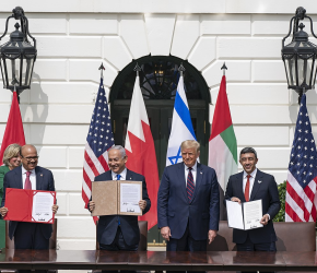 لا للتطبيع!  حركة المقاطعة تدين انضمام كازاخستان لاتفاقيات “أبراهام”