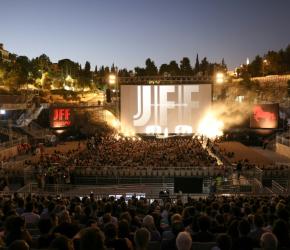 "نتضامن مع غزة" 11مخرجًا يسحبون أفلامهم من مهرجان "تل أبيب" السينمائي