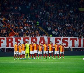 جماهير تركيا تهتف لفلسطين خلال مباراة أمام إسبانيا