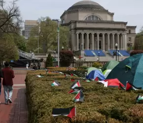 في جامعة بيتسبرغ ..طلاب يطالبون بسحب الاستثمارات من شركات أسلحة إسرائيلية