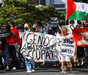 مسيرة طلابية في معبد تيمبل ضد استثمارات الجامعة في "إسرائيل"