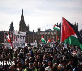 ضد تواطؤ الحكومة وصمت الـ "BBC "  احتجاج أمام مكتب وزير الخارجية البريطاني دعمًا لـ "فلتون 24”