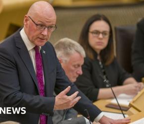 جون سويني يوقف التمويل الجديد لشركات الأسلحة الموردة لإسرائيل