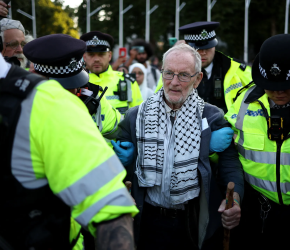 بريطانيا تجرّم هتافات “الانتفاضة” في المظاهرات