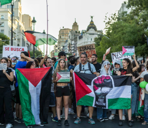 لا لبطاطس الدم.. احتجاج أمام وزارة الزراعة بجزر الكناري ضد استيراد البطاطا "الإسرائيلية"