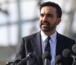 عمدة نيويورك يدافع عن الناشط الفلسطيني الامريكي محمود خليل في وجه ضغوط ادارة ترامب