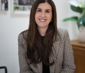 إلغاء مهرجان "أديلايد" بعد استبعاد الكاتبة الفلسطينية راندا عبد الفتاح